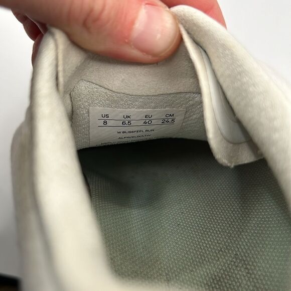 Lululemon Blissfeel Sneaker in Alpine - Picture 8 of 8
